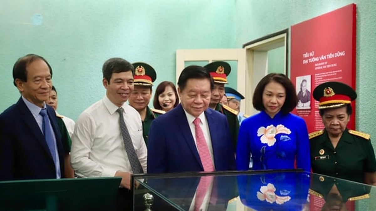 Einzigartige Ausstellung in strategischen Tunneln der Kaiserlichen Zitadelle Thang Long