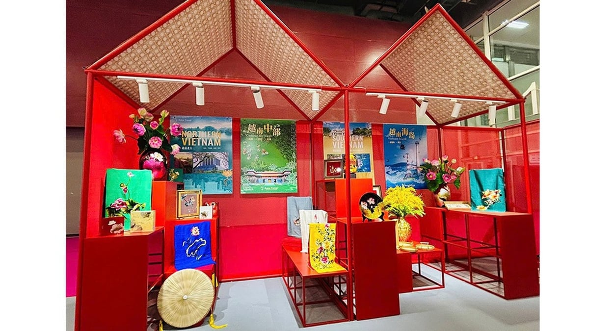 中国ブックウィークにおけるベトナム展示場