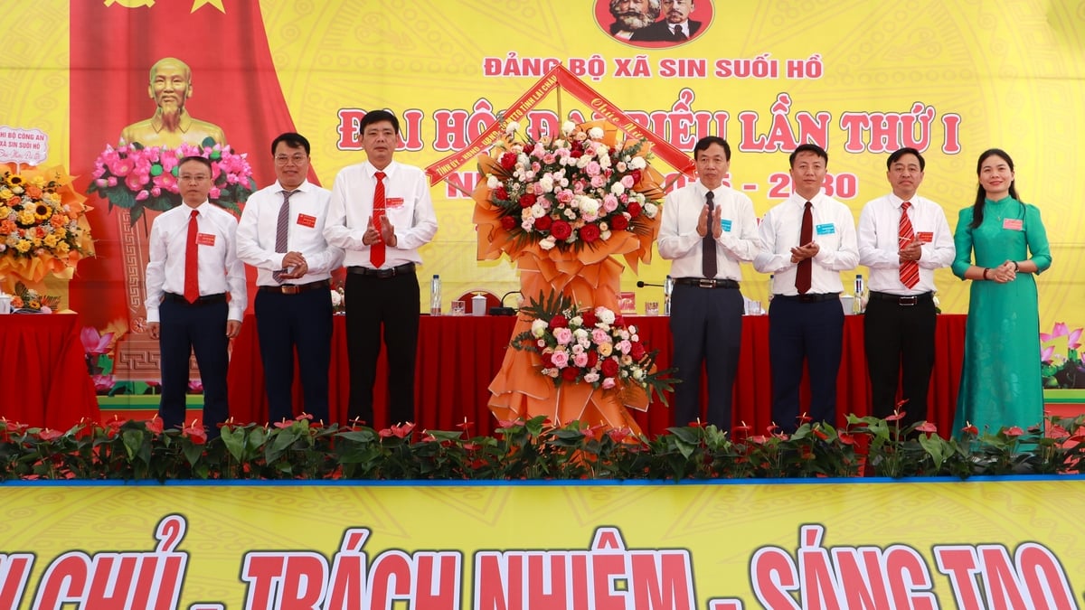 The 1st Congress of Delegates of Sin Suoi Ho Commune Party Committee was a great success.