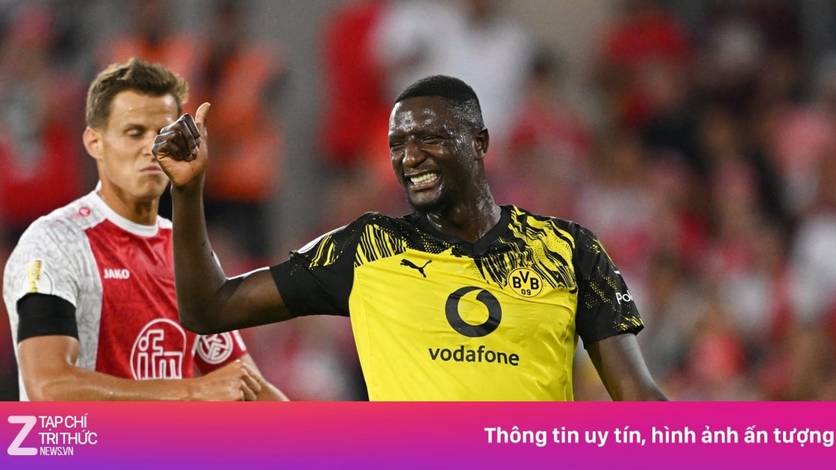 Dortmund striker causes surprise