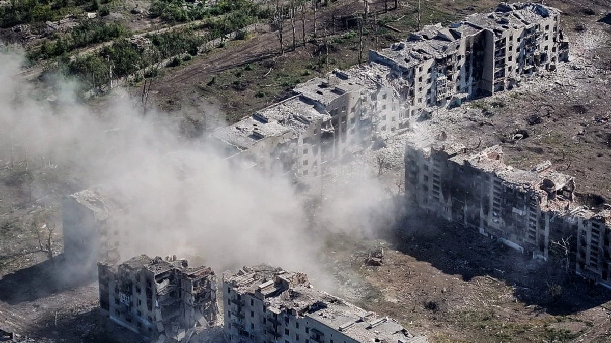 483日間の激戦を経て、ロシアはチャソフ・ヤールの居住地域を制圧