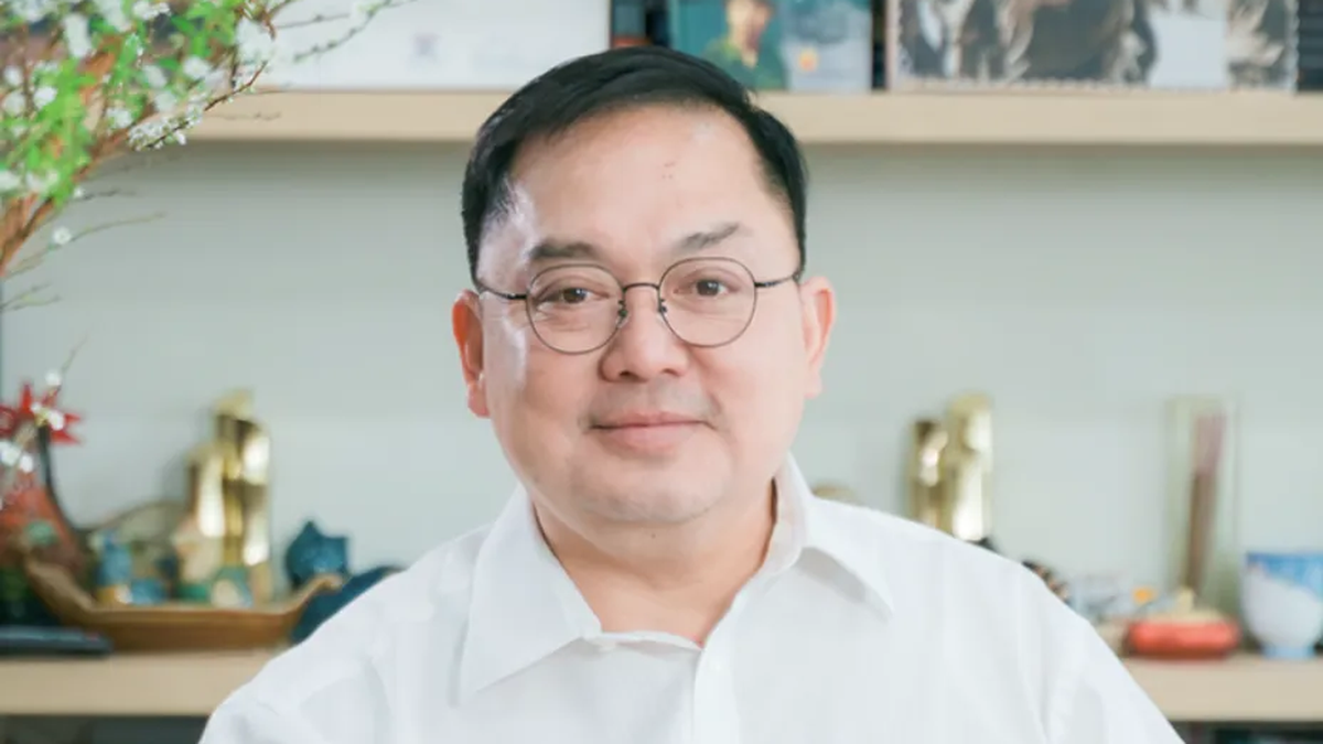 Hoang Nam Tien – The person who inspires with the spirit of reading