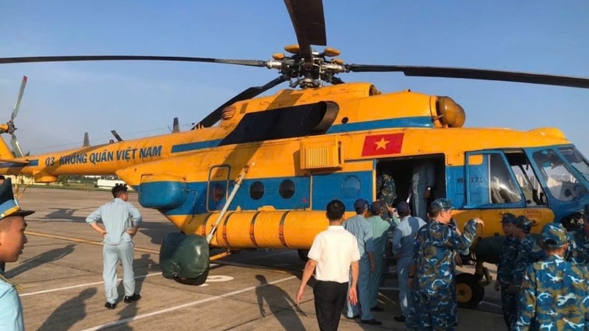 Ministry of Defense mobilizes aircraft to transport 2 tons of relief goods to flood-hit Dien Bien