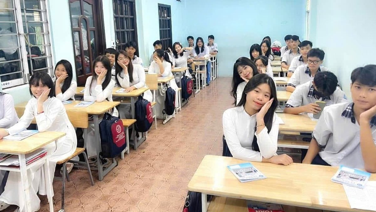 Ciudad Ho Chi Minh: A 12 escuelas no públicas se les han asignado cupos de inscripción para el décimo grado.