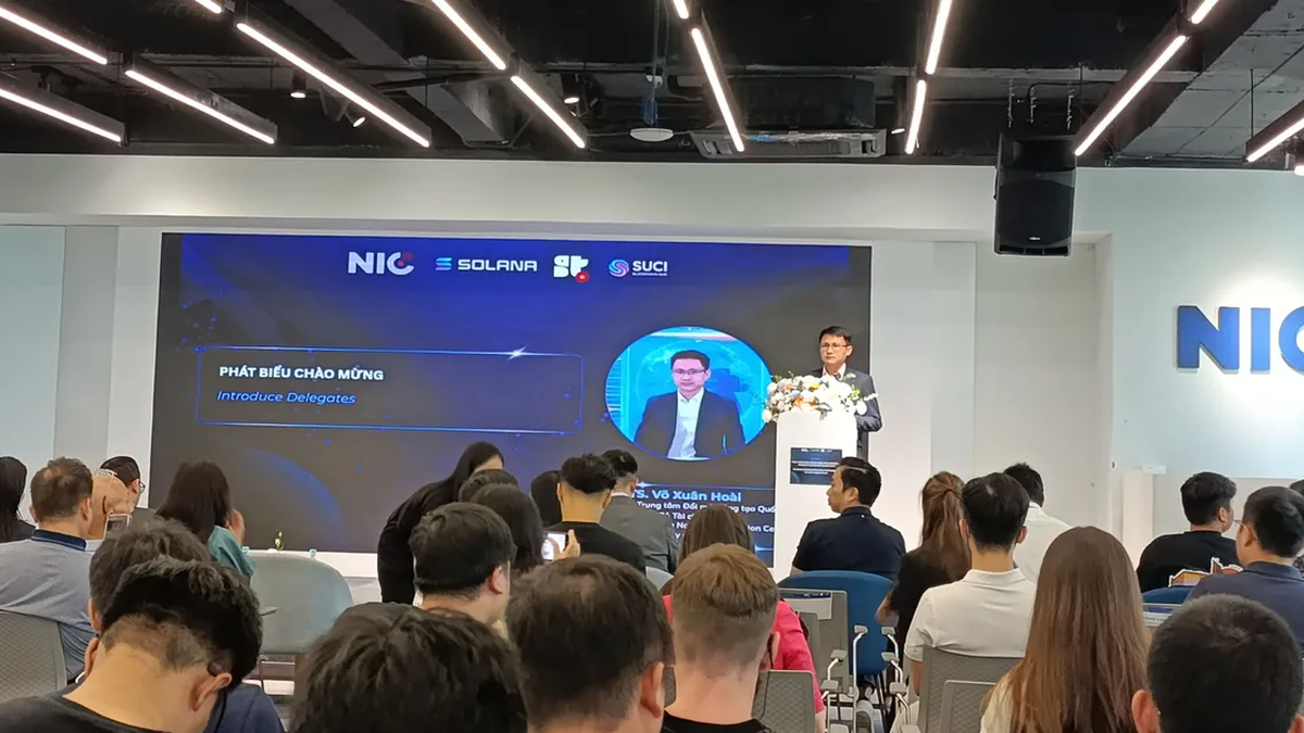 Enhancing national competitiveness based on blockchain platform