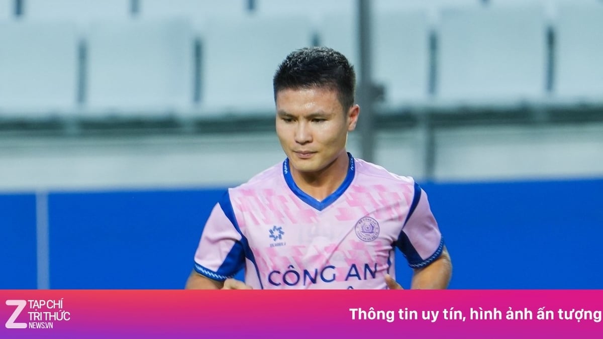 Quang Hai: 'Viet Anh의 이마가 찢어졌습니다'
