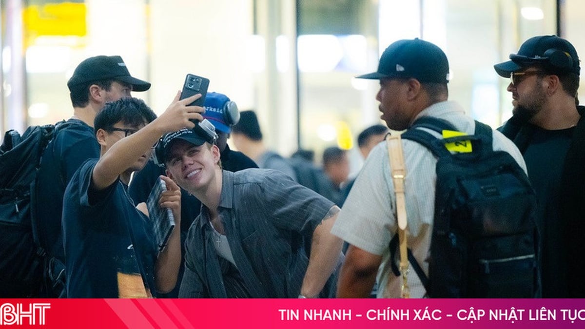 Der australische Star The Kid LAROI kommt in Vietnam an: „Engagierte Fans“ warten 5 Stunden, um ihr Idol zu treffen