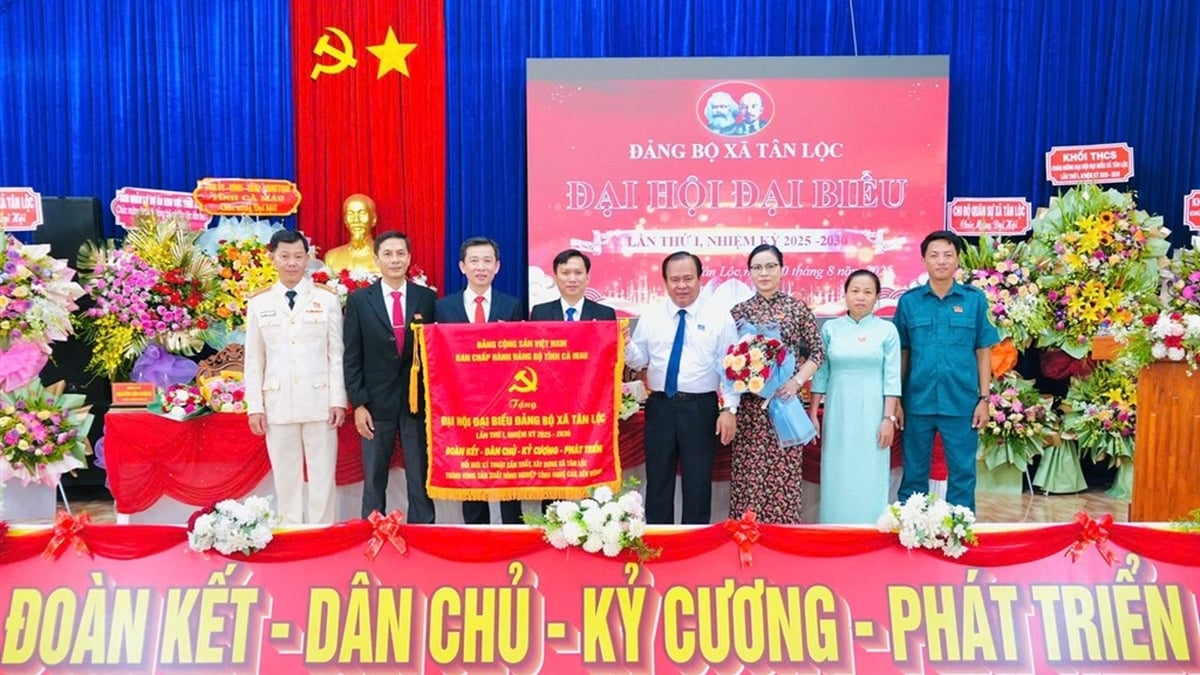 មហាសន្និបាតលើកទី១ របស់គណៈកម្មាធិការបក្សឃុំ Tan Loc អាណត្តិ 2025 - 2030