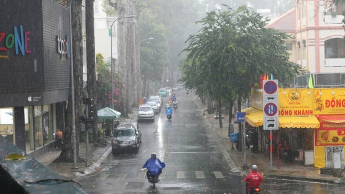 Wetter heute: Vielerorts starker Regen, Warnung vor Tornados und Blitzen