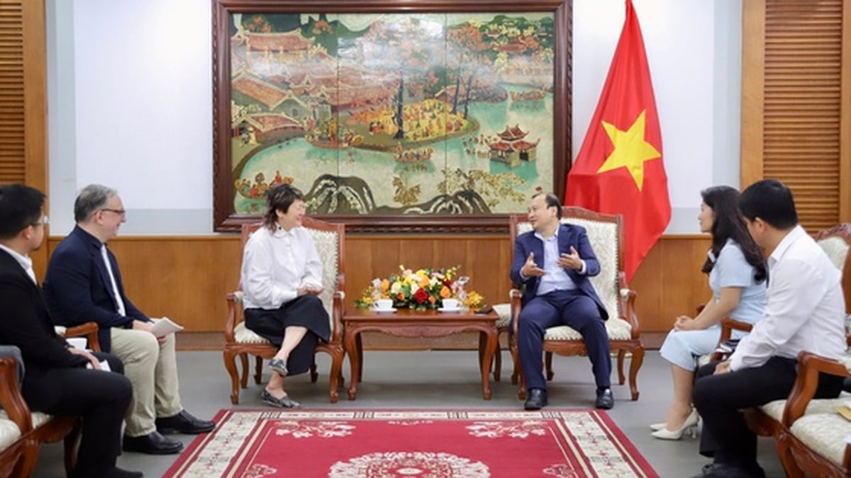 Ständiger Stellvertretender Minister Le Hai Binh empfing die Generalsekretärin der Asian Cinema Network Alliance, Lorna Tee