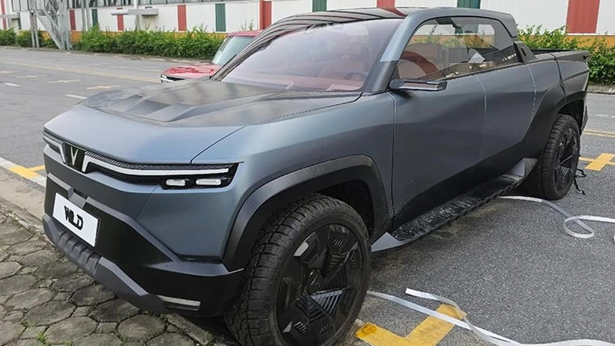 New VinFast VF Wild revealed in Hanoi - national electric pickup standard