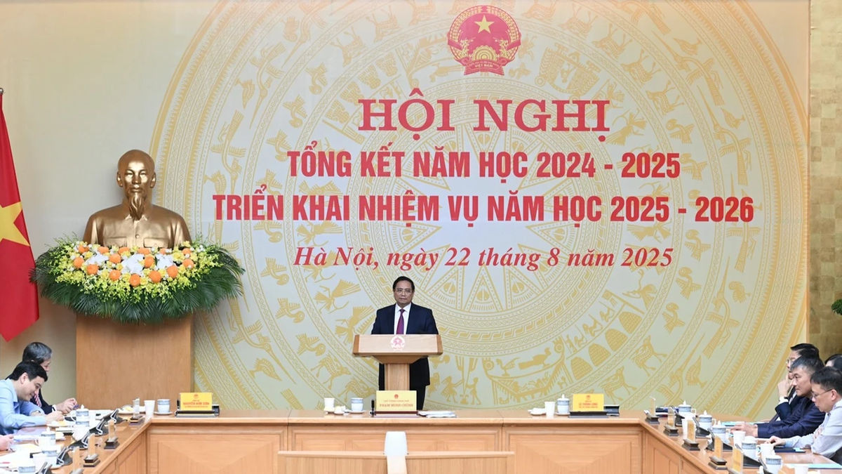 [Ảnh] Thủ tướng Phạm Minh Chính chủ trì Hội nghị tổng kết năm học 2024-2025 và triển khai nhiệm vụ năm học 2025-2026