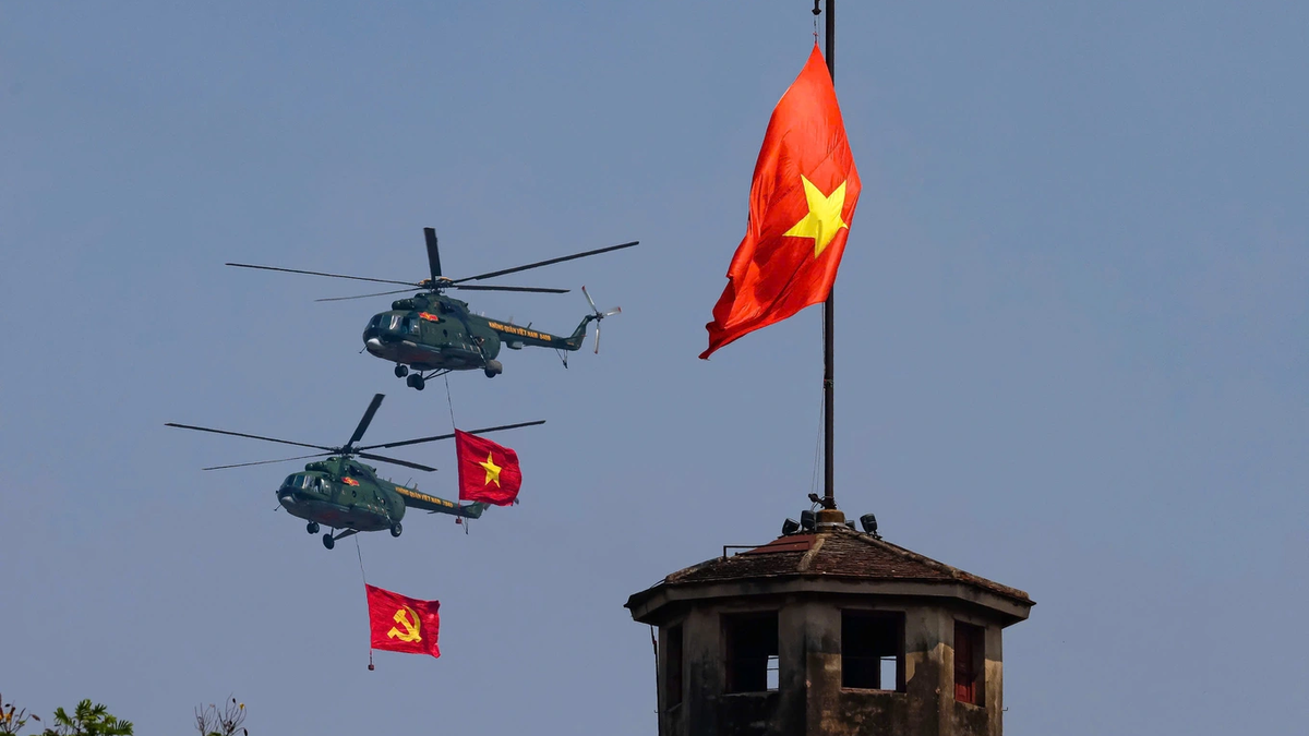 Mehr als 30 Militärflugzeuge treten zum ersten Mal auf dem Ba Dinh-Platz auf