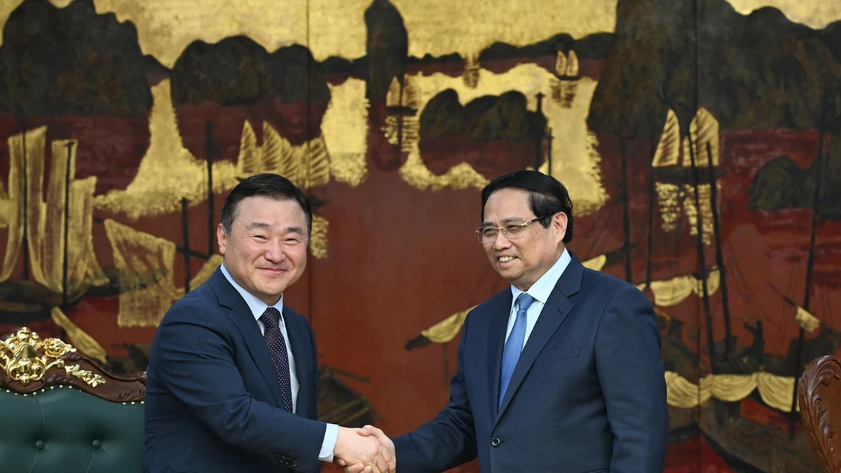 [ภาพ] นายกรัฐมนตรี Pham Minh Chinh ต้อนรับ CEO ของ Samsung Electronics