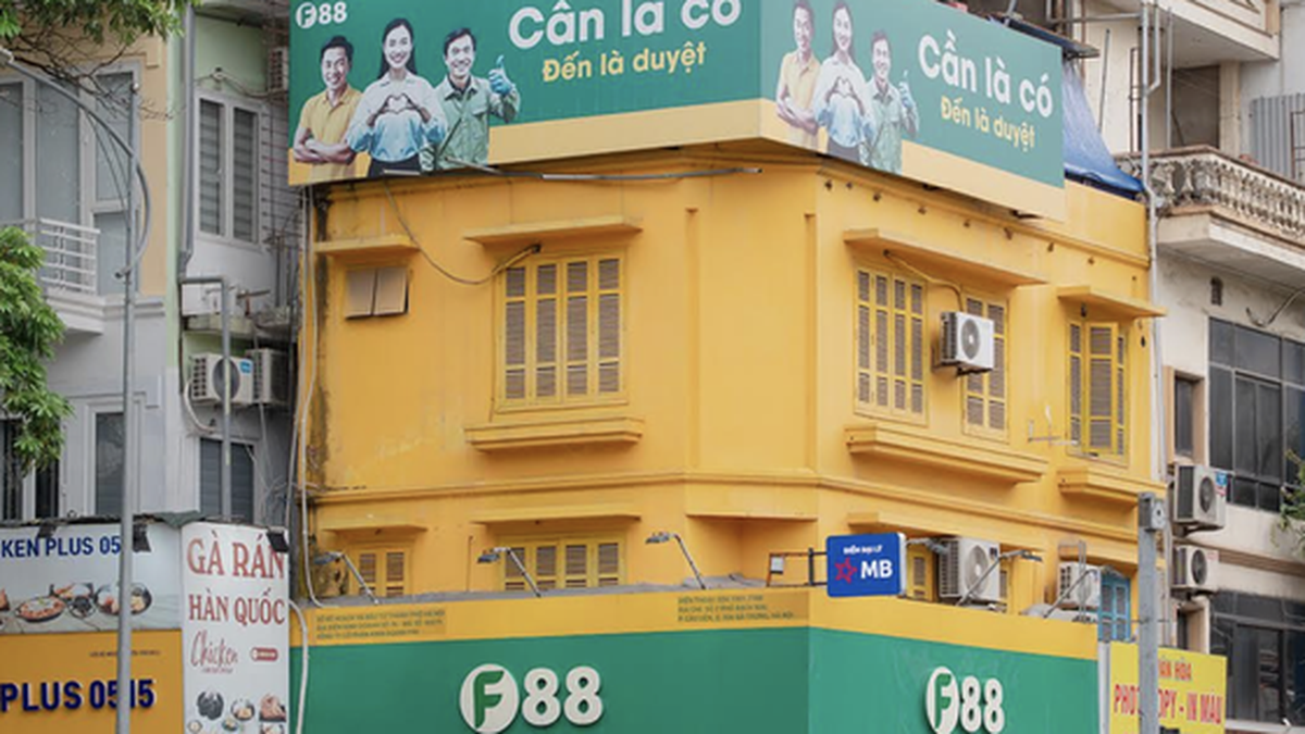F88 shares listed on the stock exchange at a record high price