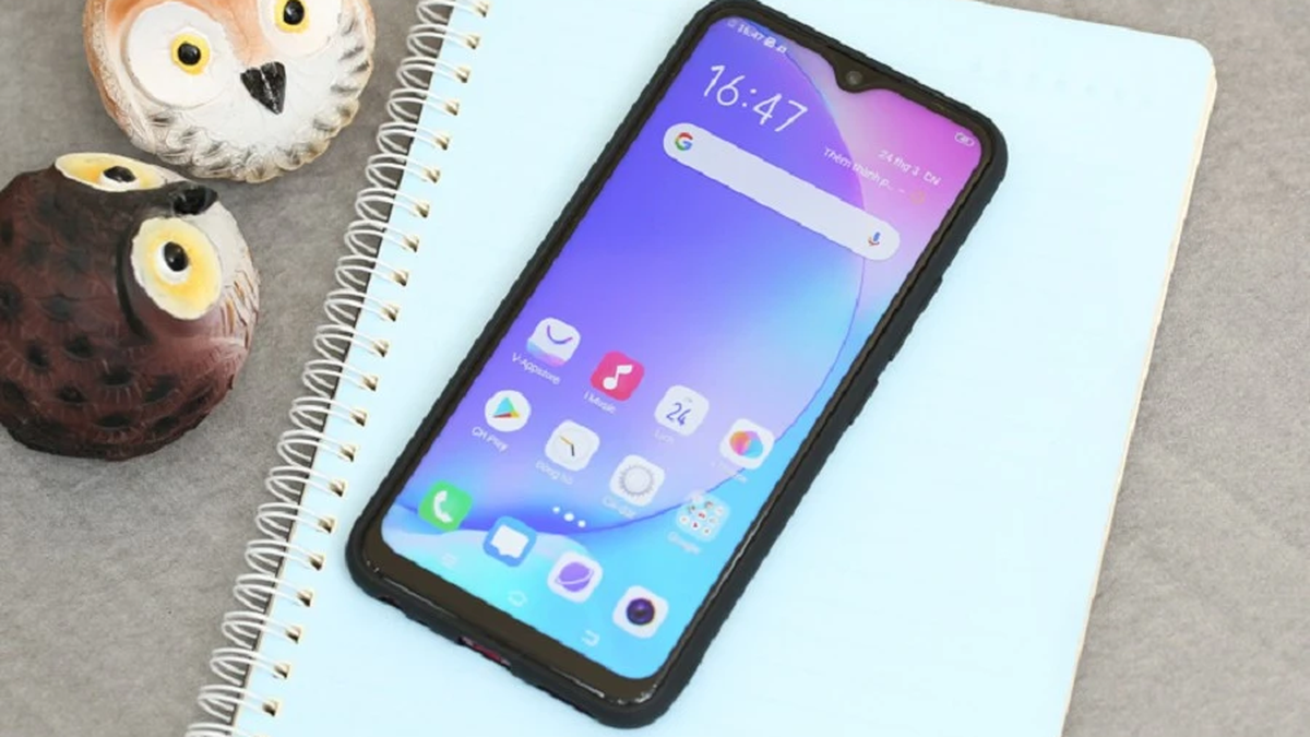 Phone placement habits that cost you dearly without even realizing it