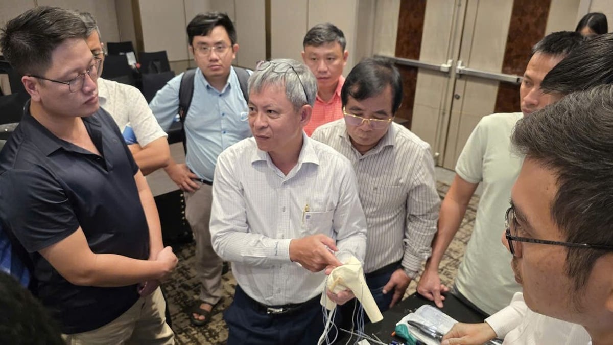 Raising the bar for arthroscopy and joint replacement in Vietnam