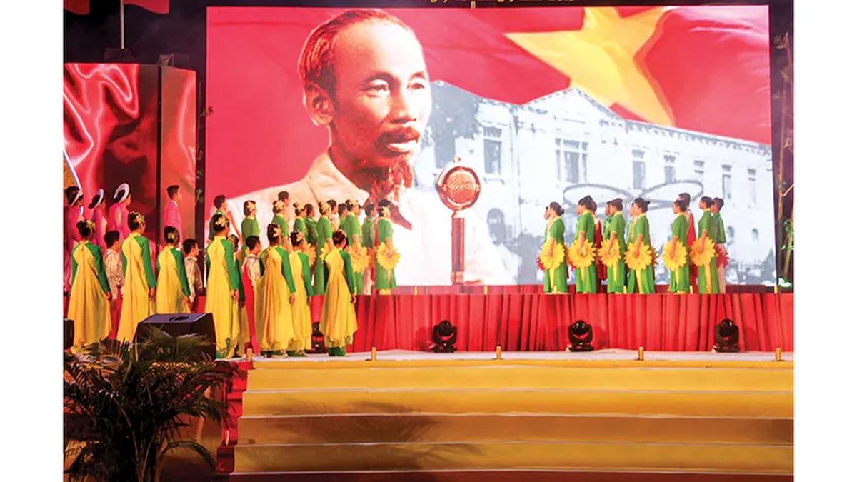 A brilliant milestone in the history of the Vietnamese people