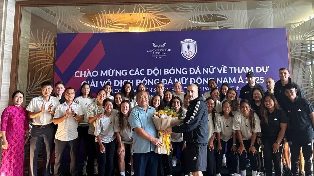 ក្រុម​នារី​ហ្វីលីពីន​មក​ដល់​វៀត​ទ្រី​ដើម្បី​ត្រៀម​ប្រកួត​បាល់ទាត់​នារី​អាស៊ីអាគ្នេយ៍​ឆ្នាំ​២០២៥