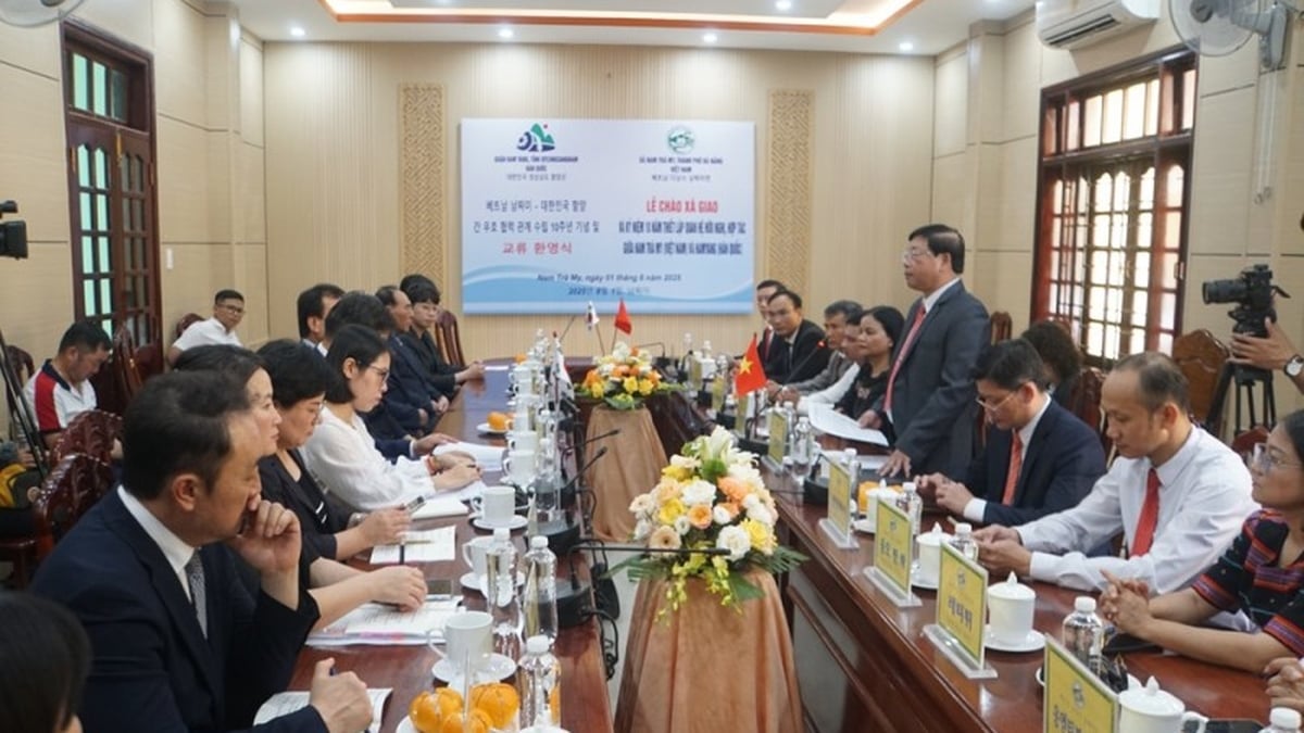 10 years of establishing relations between Nam Tra My and Hamyang district (Korea): proof of solidarity and mutual development