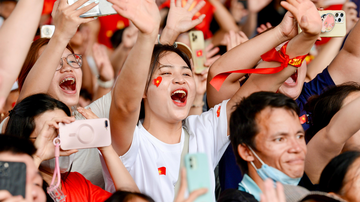 Gambar-gambar yang mengesankan dari latihan parade untuk merayakan ulang tahun ke-80 Hari Nasional