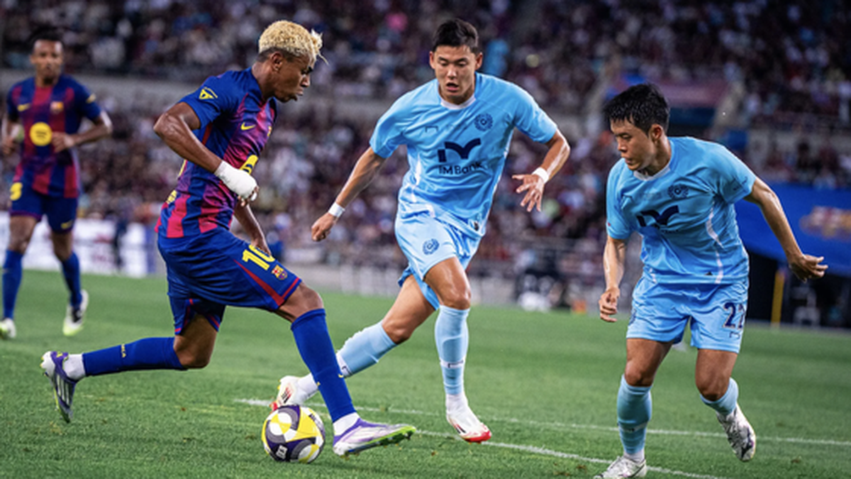 Rashford scores on debut, Barcelona wins 5-0 over Daegu FC
