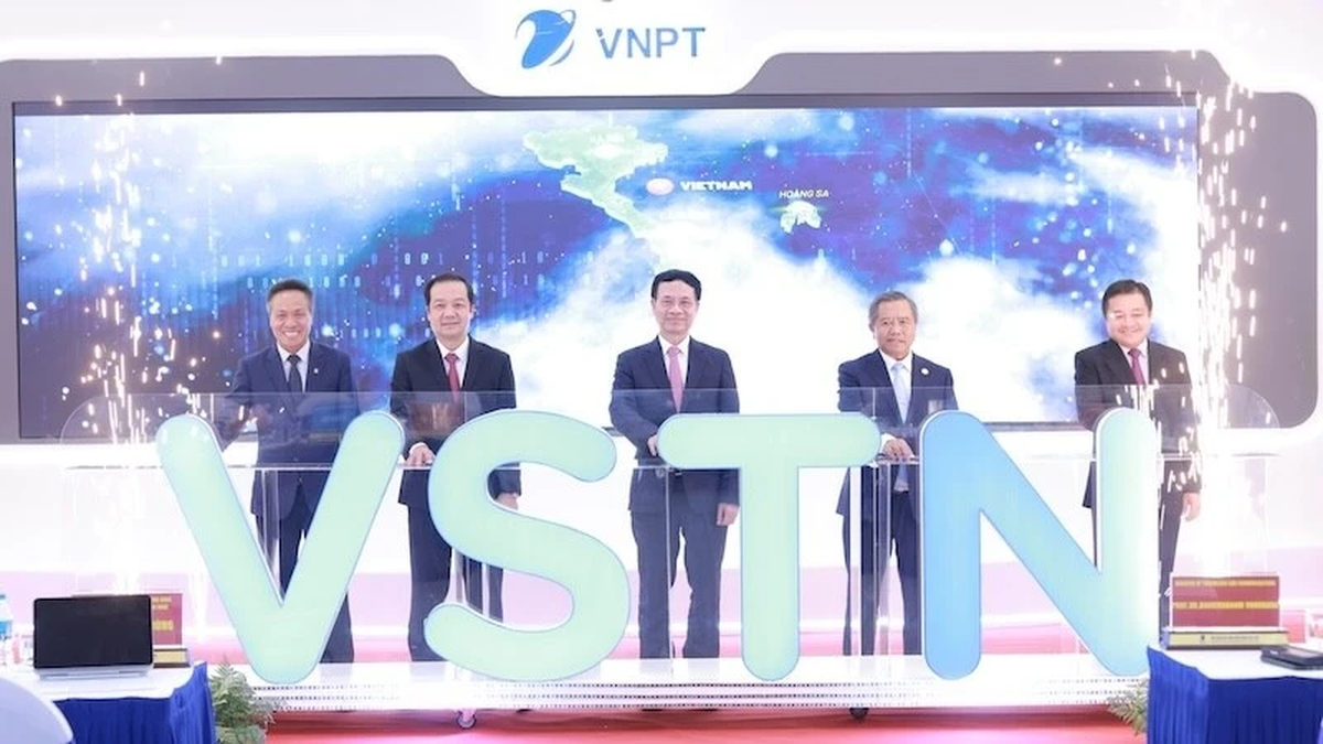 Officially operating and exploiting VSTN international land optical cable line