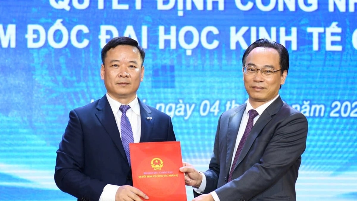 National Economics University has a new 52-year-old director