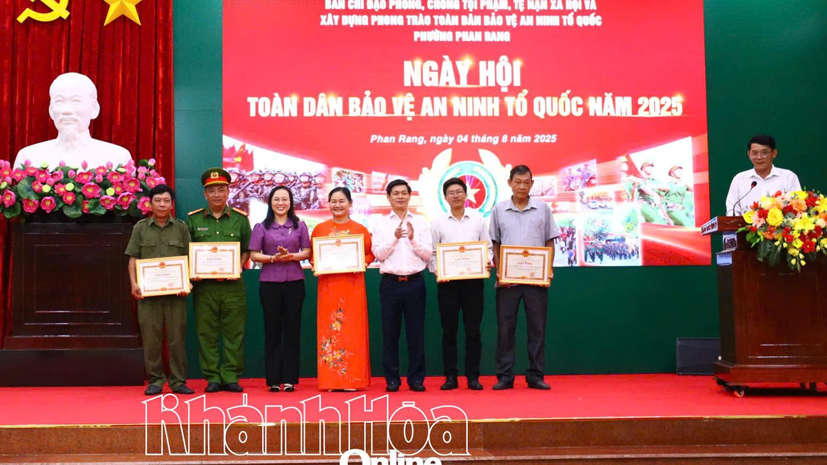 Phan Rang Ward រៀបចំទិវាការពារសន្តិសុខជាតិឆ្នាំ 2025