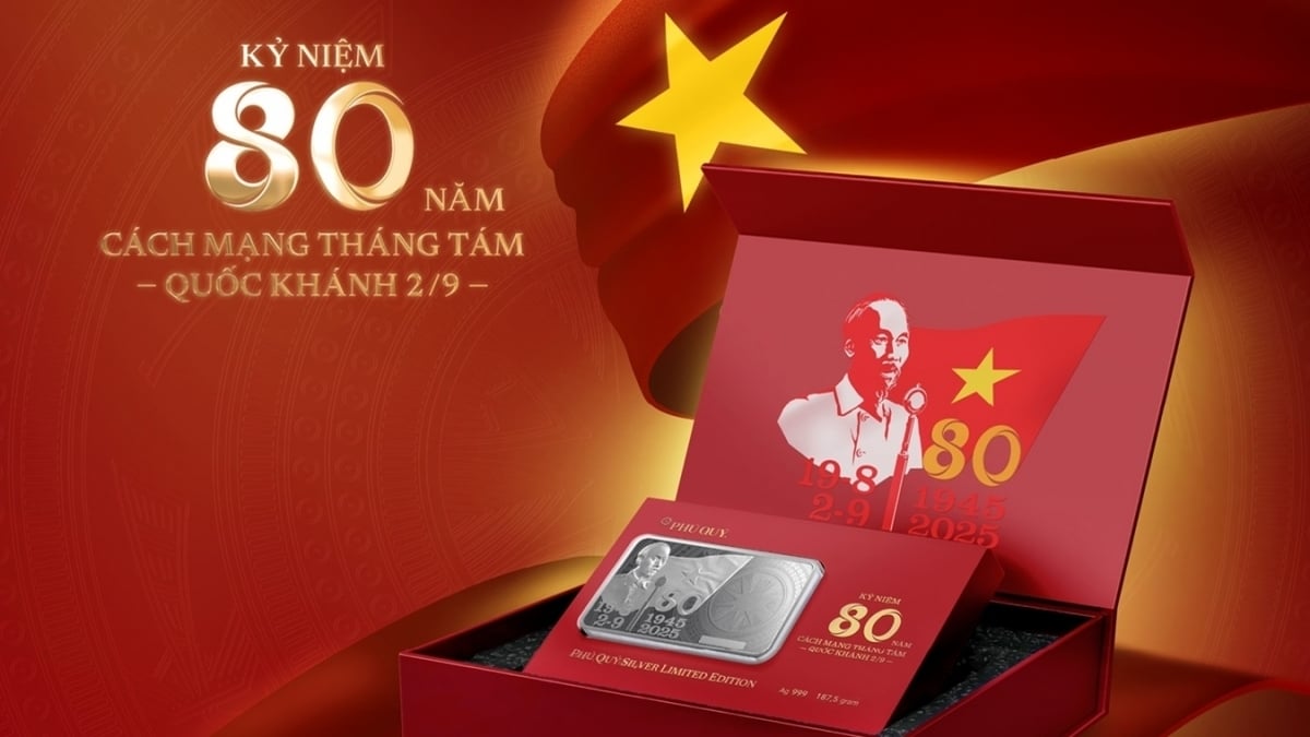 푸꾸이에서는 단 8시간 만에 9,999개의 은괴가 매진되었는데, 이는 9월 2일 국경일 80주년을 기념하기 위한 것입니다.