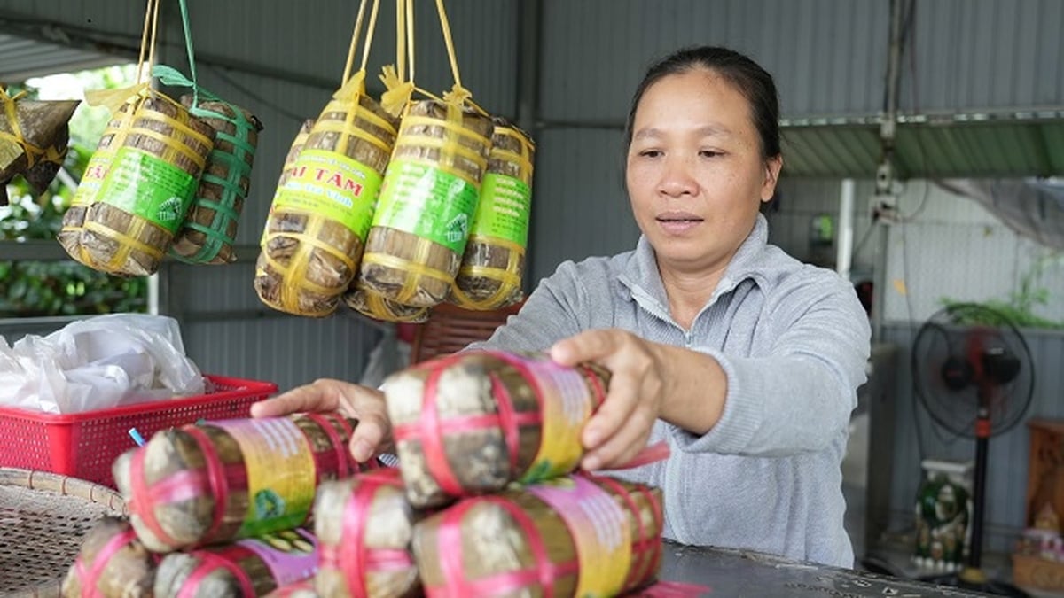 នំត្រកួនតេត៖ រួមចំណែកដល់ភូមិសិប្បកម្មពិសេសរបស់ Vinh Long