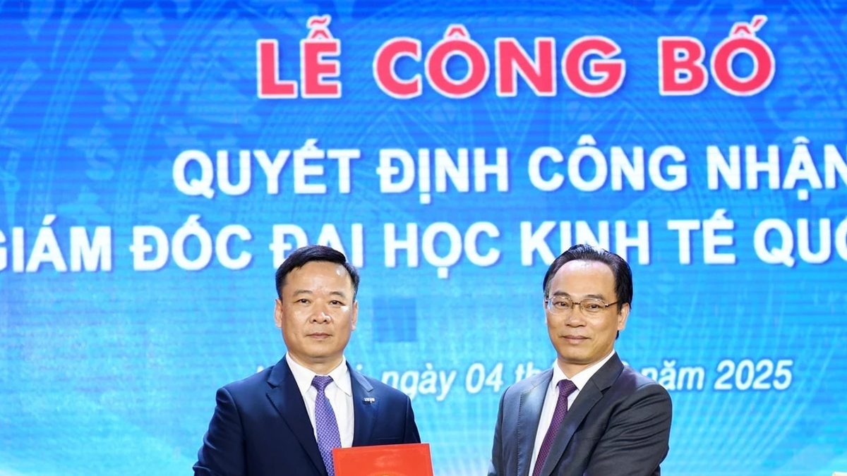 Associate Professor, Dr. Bui Huy Nhuong becomes Director of National Economics University