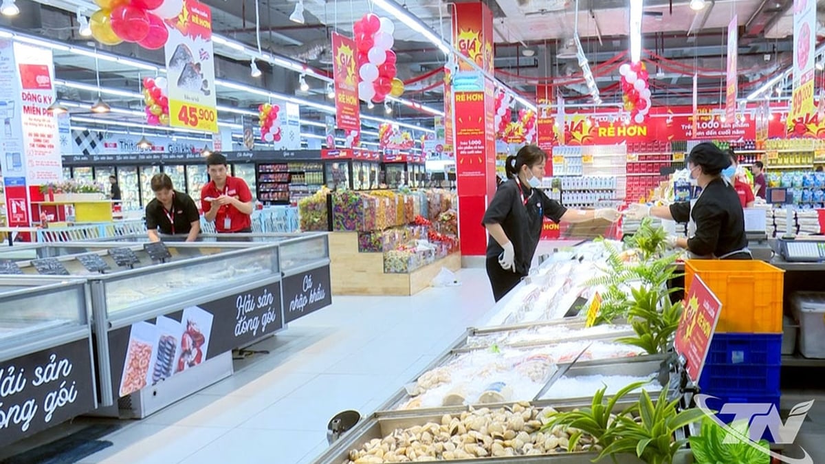 ارتفعت إجمالي مبيعات التجزئة للسلع وإيرادات الخدمات الاستهلاكية بنسبة 18.6%