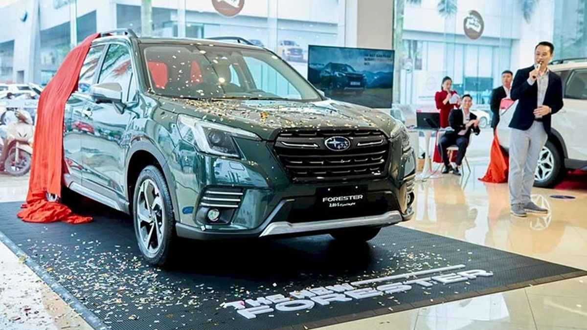 Subaru car prices continue to hit rock bottom, Forester price drops up to 230 million VND