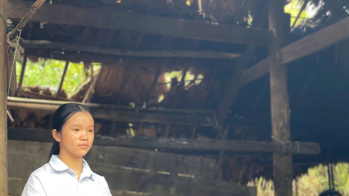 The sad story of a poor student who has no money to pay for school