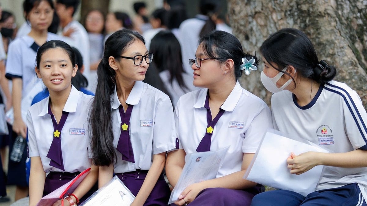 What is the deadline for paying admission fees and announcing university benchmark scores today?