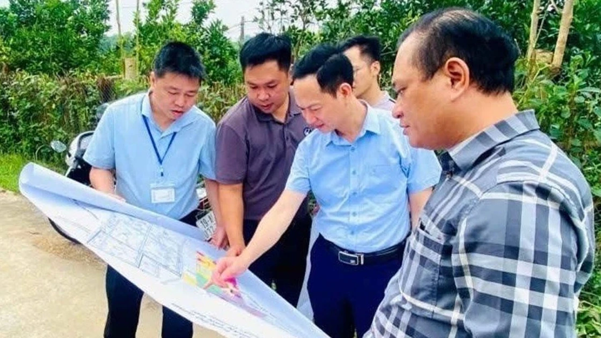Au Lau Ward speeds up site clearance to serve Tran Yen Industrial Park Project