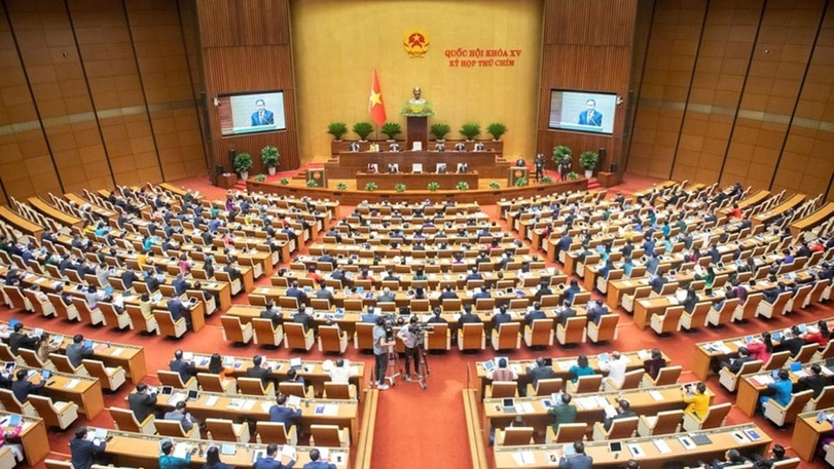 第10回国会に個人所得税法改正案を提出