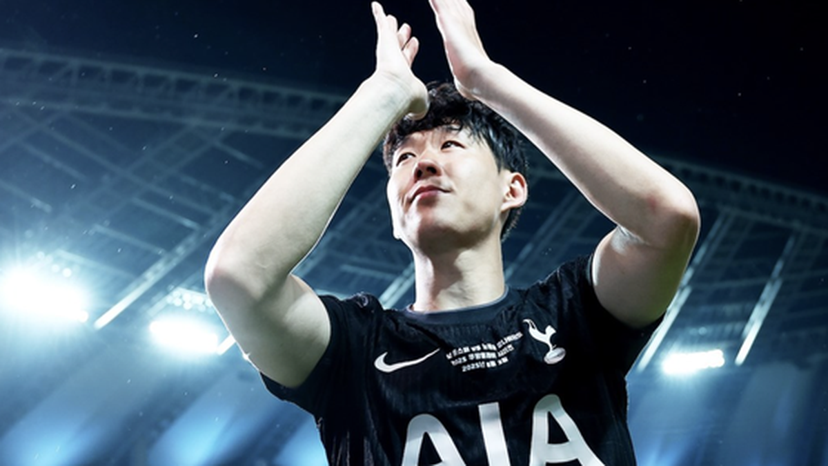 Tottenham fans shed tears on farewell day for Son Heung-min