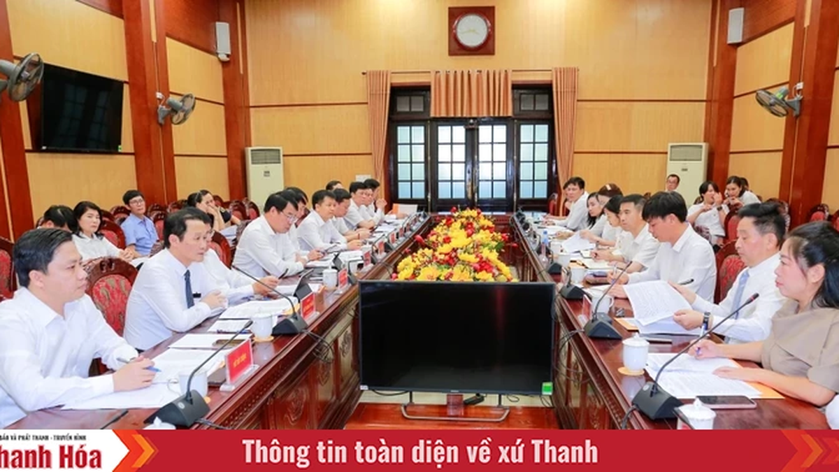 Chairman of the Provincial People's Committee Do Minh Tuan worked with Hualien Hunan Ceramics Joint Stock Company