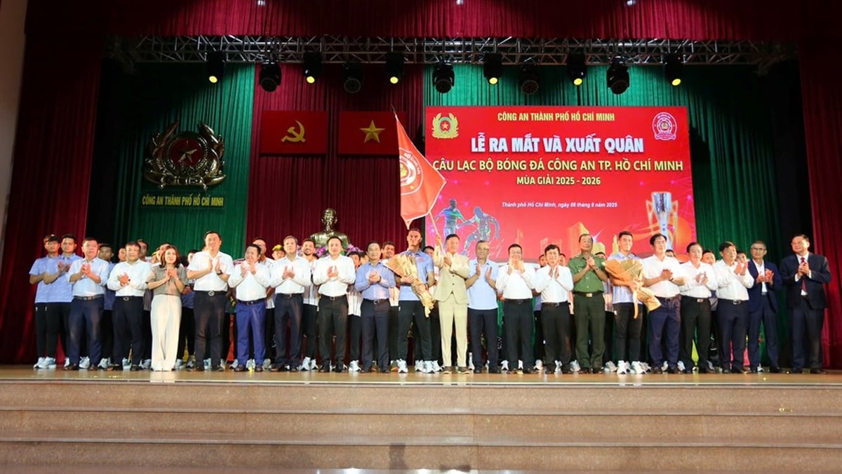 Ho Chi Minh City Police Football Club launches and starts new season