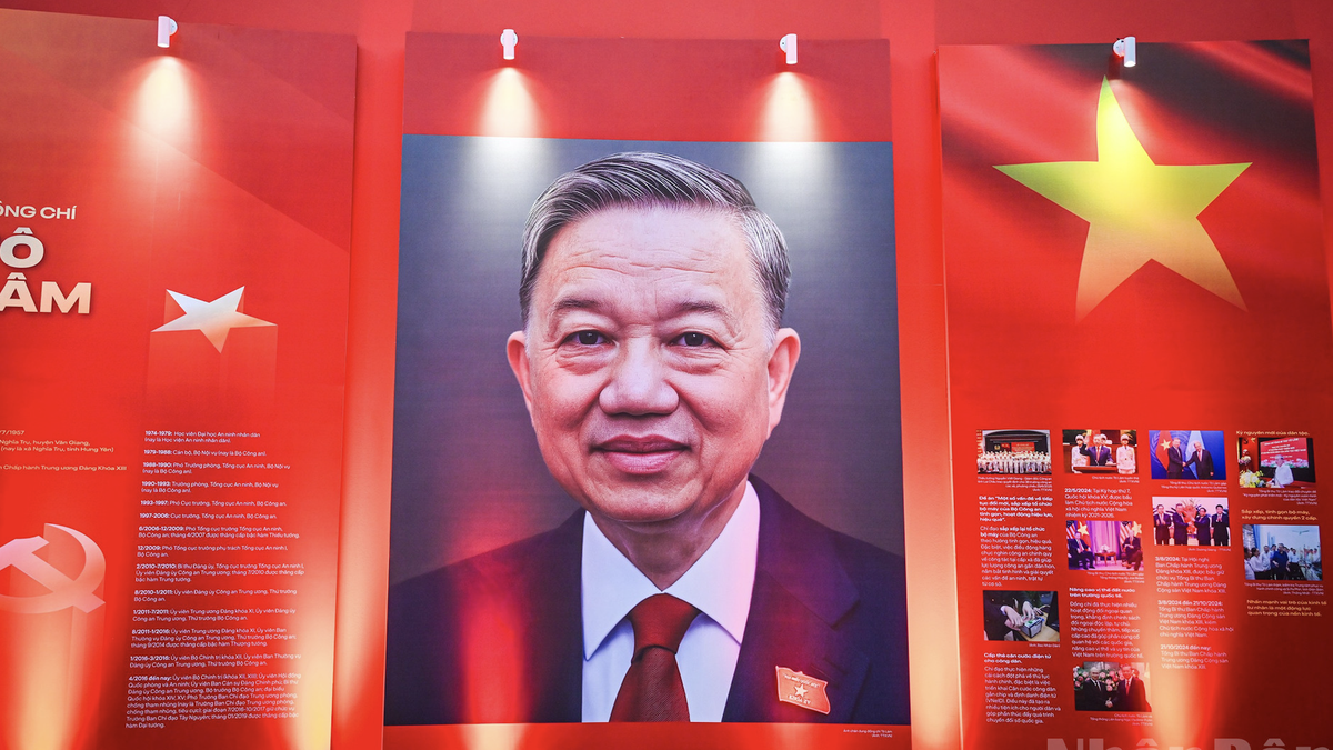 Působivých 13 portrétů generálních tajemníků Komunistické strany Vietnamu v průběhu věků