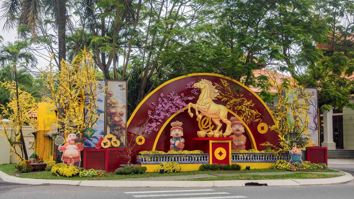 Tổ chức Chợ quê Tết” bên bờ biển Đà Nẵng