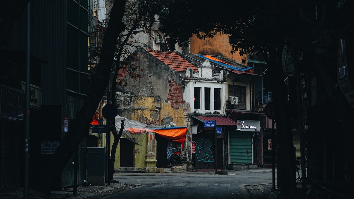 Keindahan Hanoi yang jarang ditemui pada pagi pertama tahun ini.