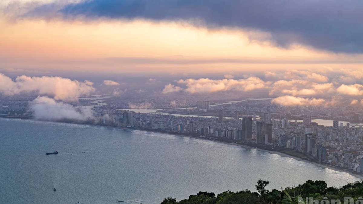 [Imagen] Una "ciudad habitable" de ensueño bajo nubes rosas