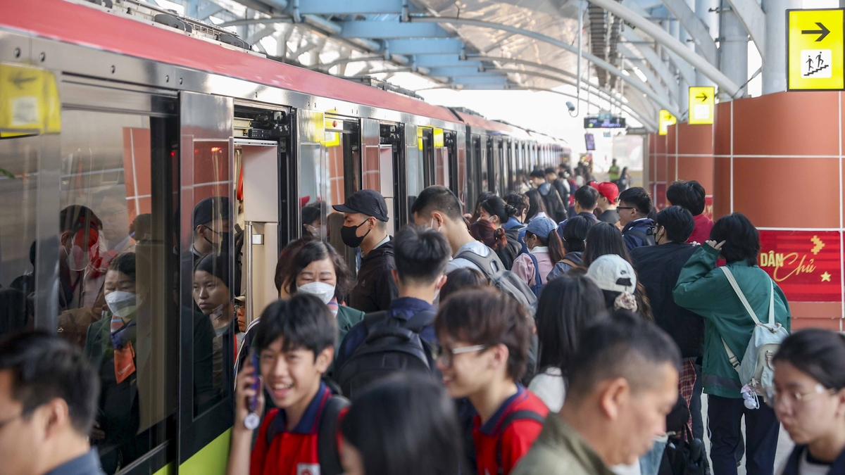 מספר הנוסעים ברכבת העילית עולה על רקע עליית מחירי הדלק.