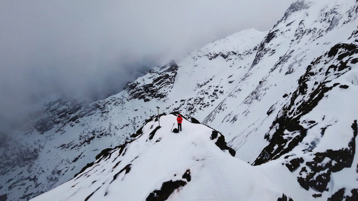 Jag trodde att jag skulle dö, medan jag väntade 40 minuter på räddning på ett snötäckt berg i Norge.