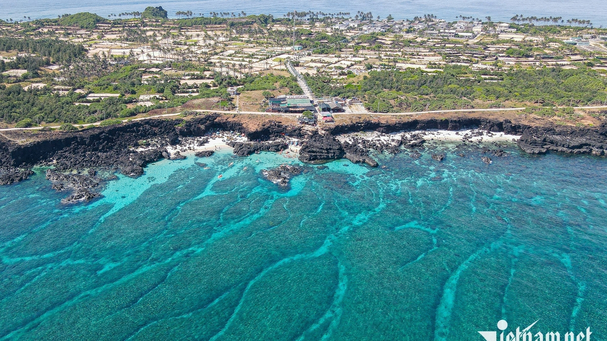 4月に旅行するのに最適な場所はどこですか？美しい景色と過ごしやすい気候を楽しめる場所はどこですか？