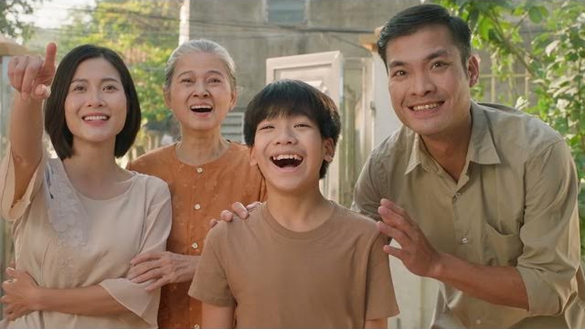 "TEK DOKUNUŞLA FİNANSAL BAĞLANTI - HER YOLCULUKTA REFAH" LPBANK TV Reklamı