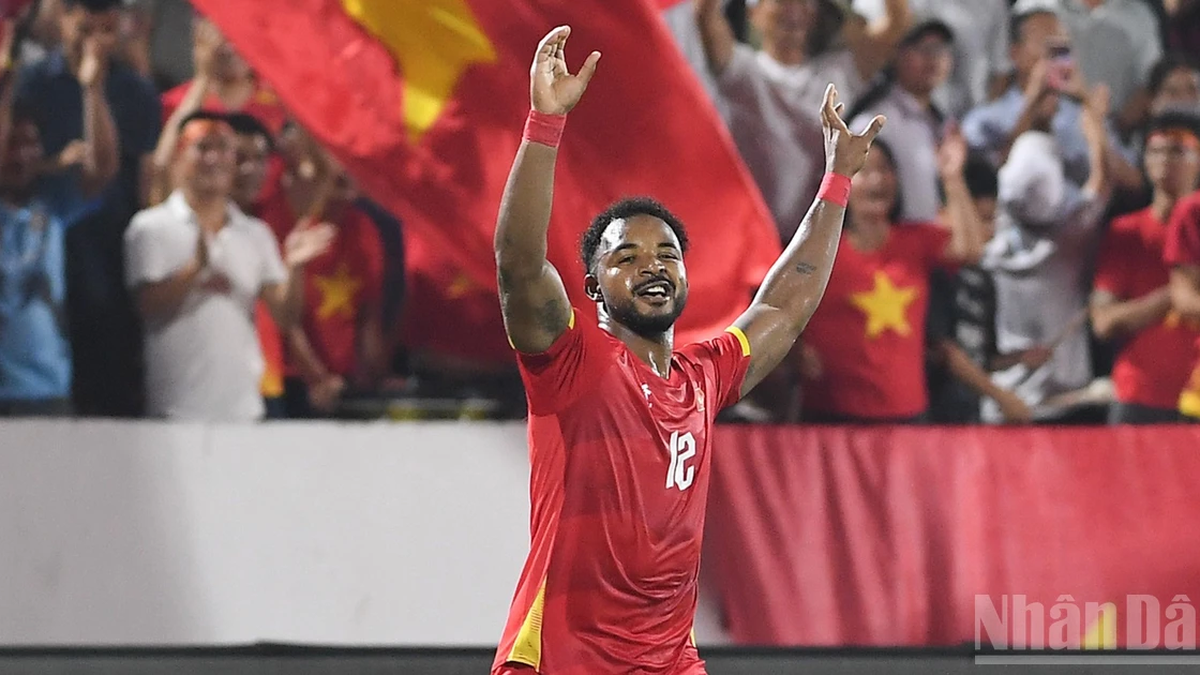 [Ảnh] Xuân Son lập cú đúp, Việt Nam thắng 3-1 Malaysia